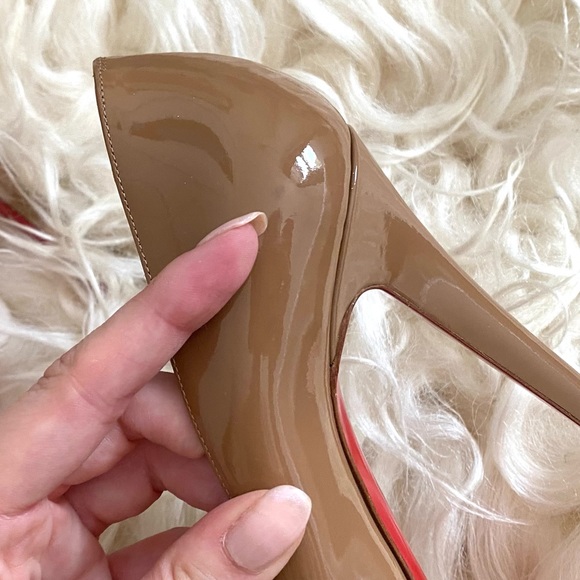 Christian Louboutin Camel Patent Bianca High Heels - Picture 10 of 10